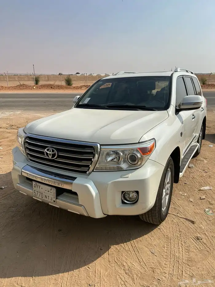 لاندكروزر 2015 GXR 4