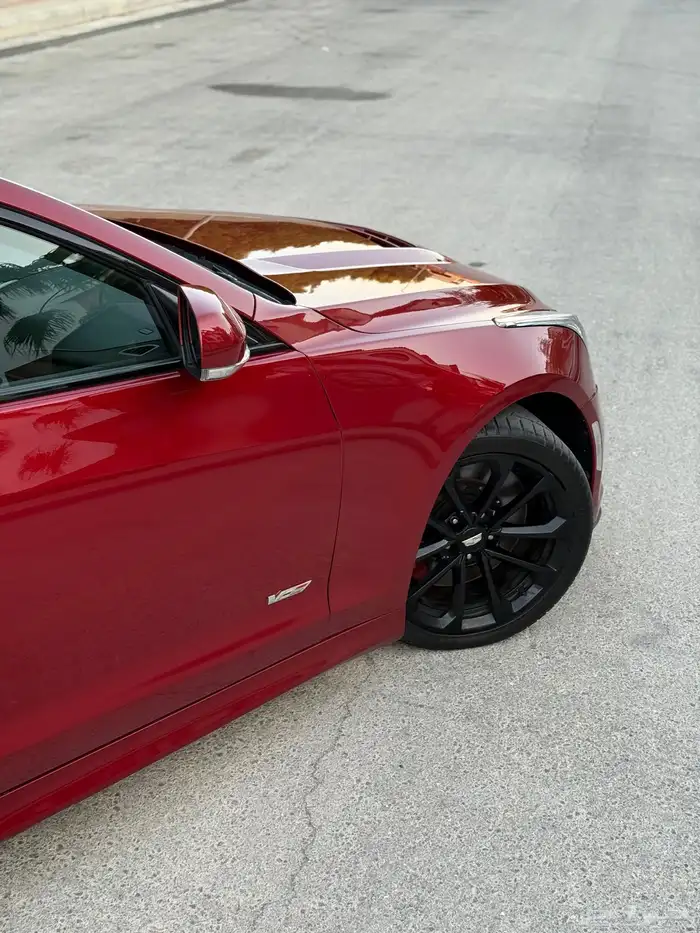 كاديلاك ATS-V قمة النظافة بحالة الجديد 9