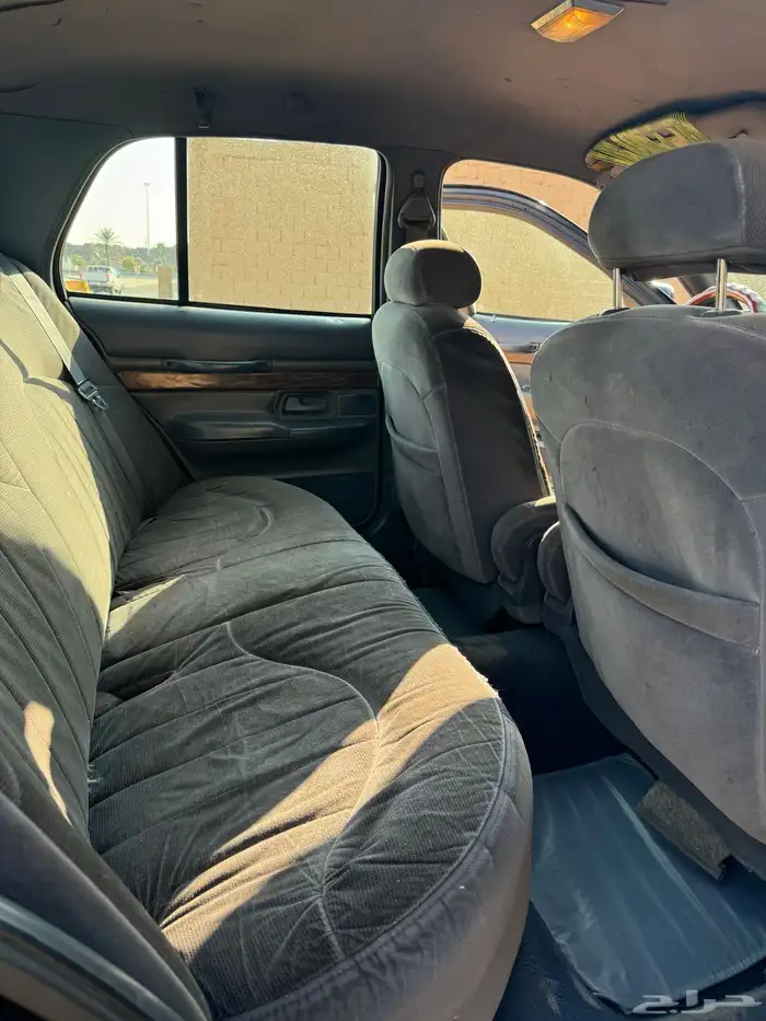 للبيع فورد جراند ماركيز 99 11