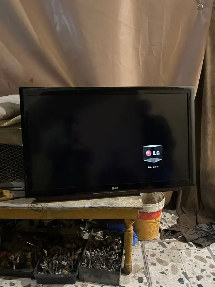 شاشه 43بوصه LG 0