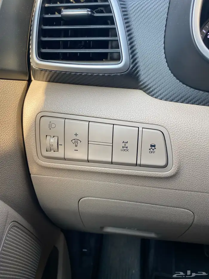 توسان دبل بنزين مخزن 16