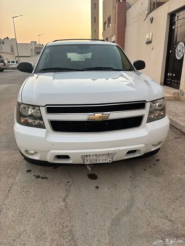 تاهو اللون ابيض نظيف جدا الحمدلله ماشي 266 فحص واستمارة جديد 18