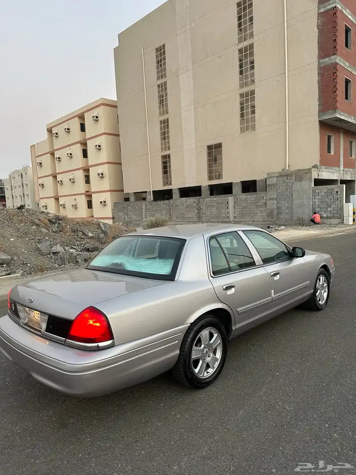 فورد مخزن 17