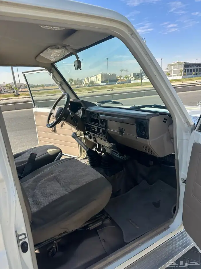 ربع تايوتا 2004 للبيع 14