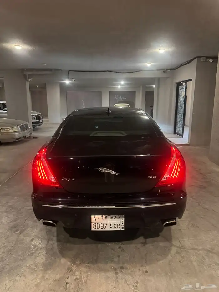 جاكوار xj 2015 3