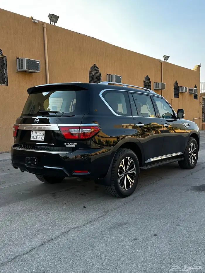 نيسان باترول تيتانيوم 2023 8 سلندر الممشى 23 الف 3