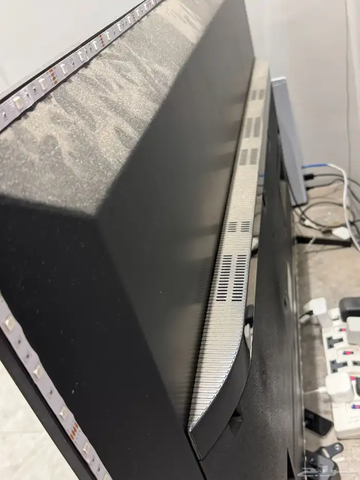 شاشة SONY حجمها 55 بوصة جودتها 4K HDR 1