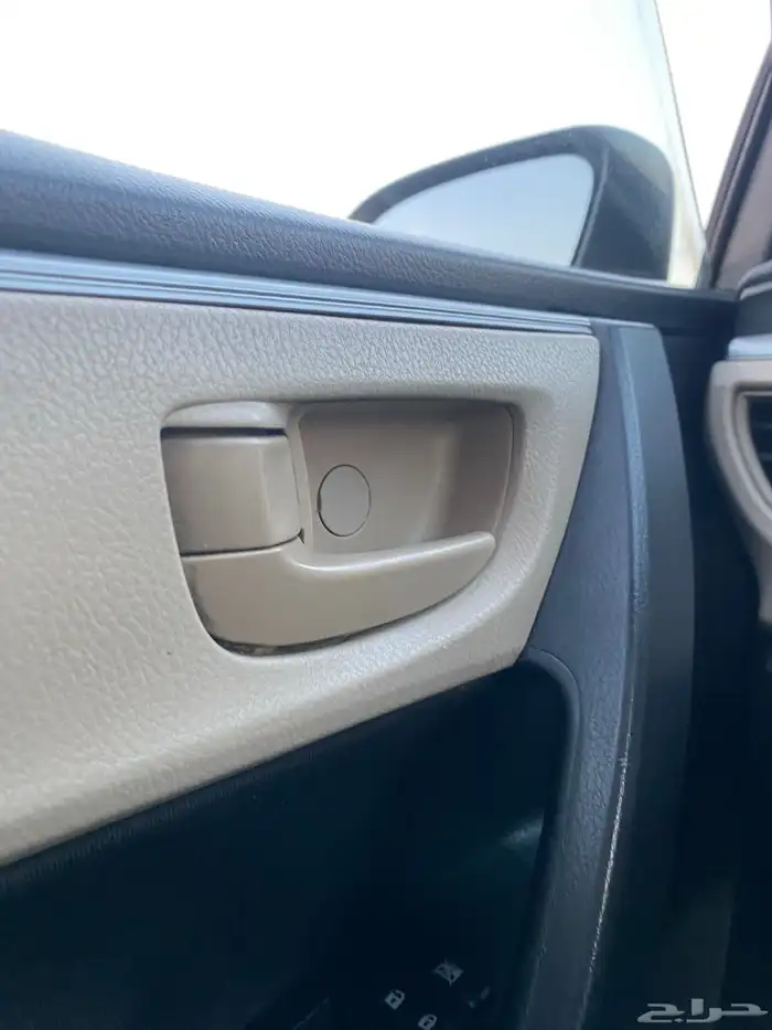 كورولا 2015 قير عايدي بودي بلد ثاني مالك ممشى قليل 6