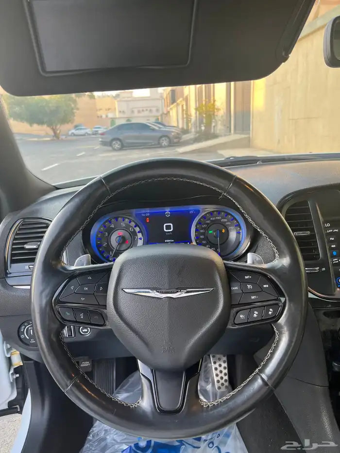 كرايزلر موديل2021 8