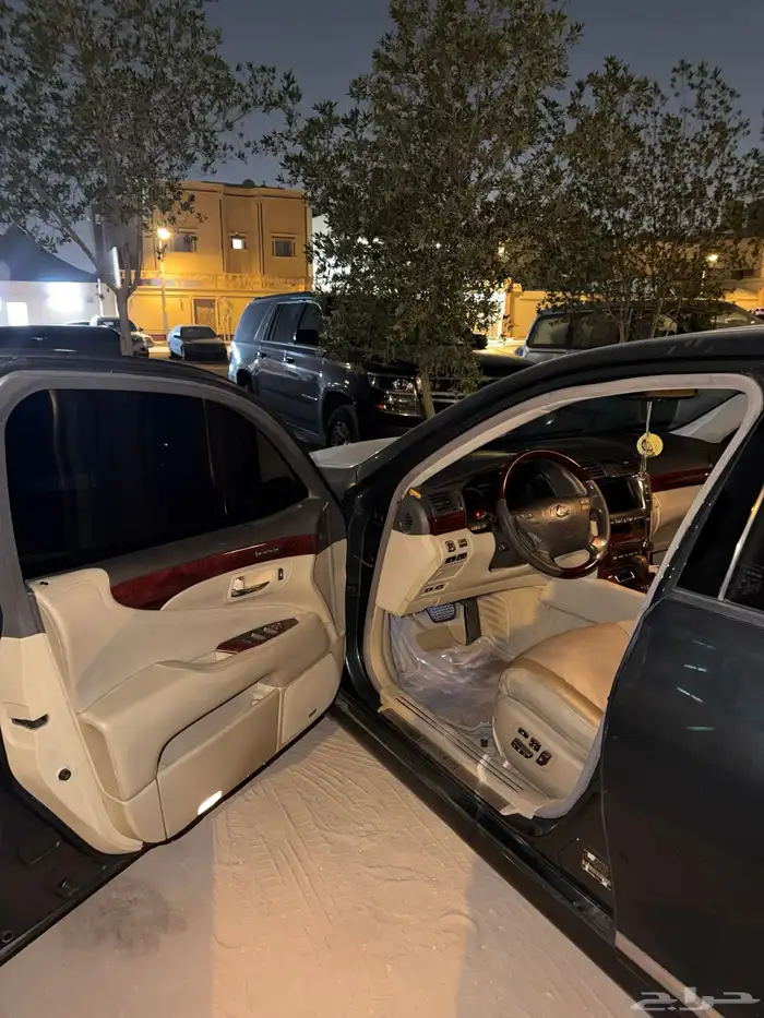 لكزس مديل 2009 460 LS 21