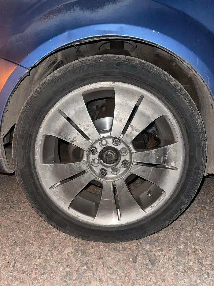 جنط 17 مع كفراته 0