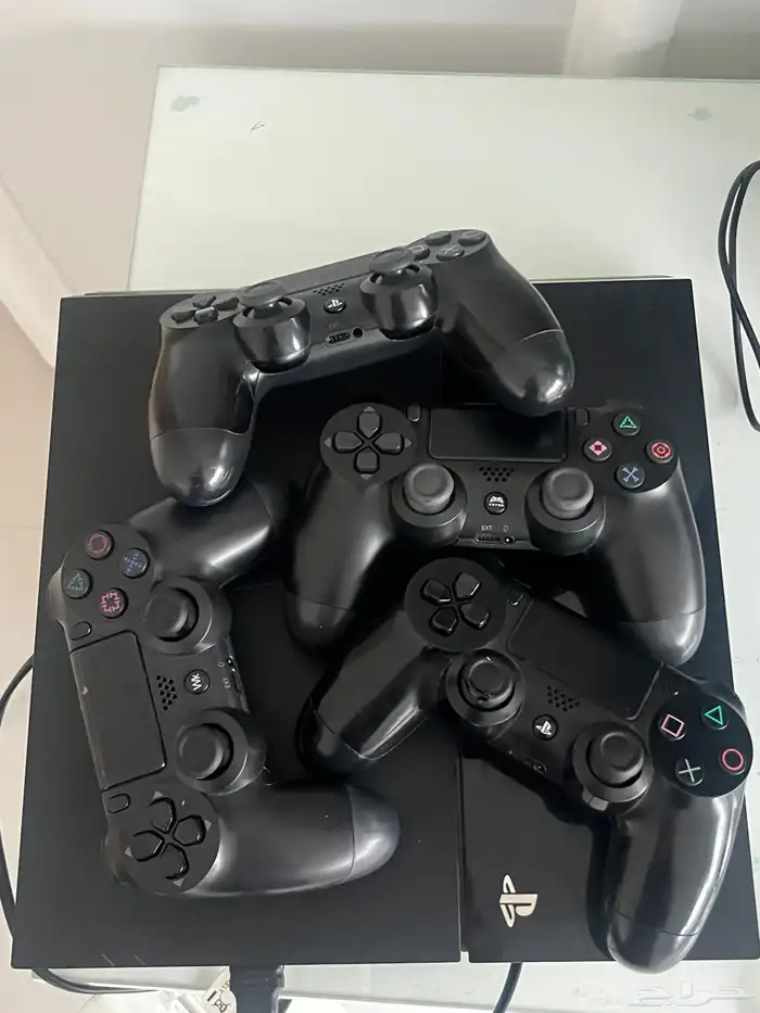 بلاستيشن 4 مع ايدي 0