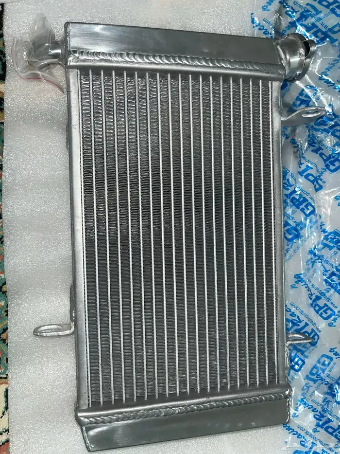 رديتر GPI Racing z400 سزوكي من موديل 2003 -2008 1