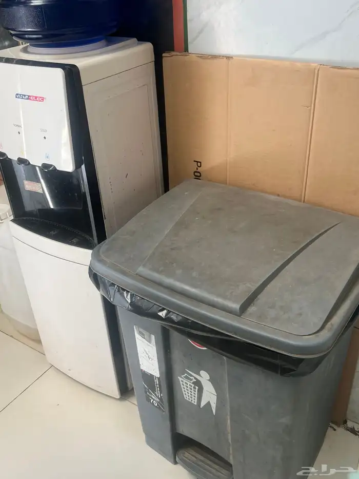 اغراض بوفيه مطعم شاورما وبرجر مشوي جريل وغيرها 14