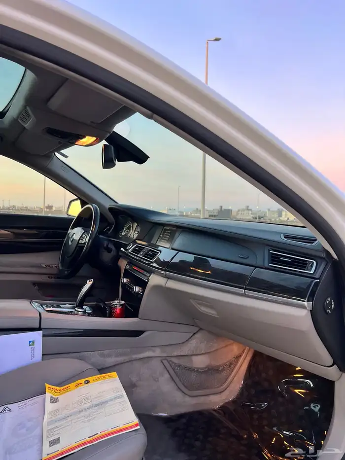 بي ام دبليو 730 نظيف جدا 15