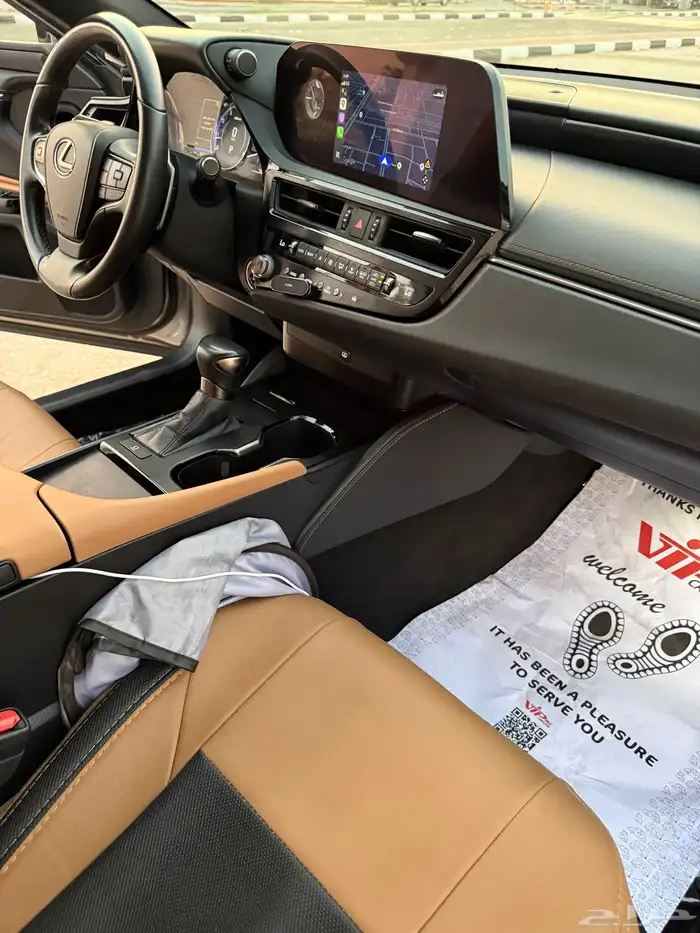 لكزس ES250 AA 2023 نظيف وكالة 23