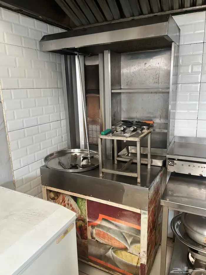 اغراض بوفيه مطعم شاورما وبرجر مشوي جريل وغيرها 0