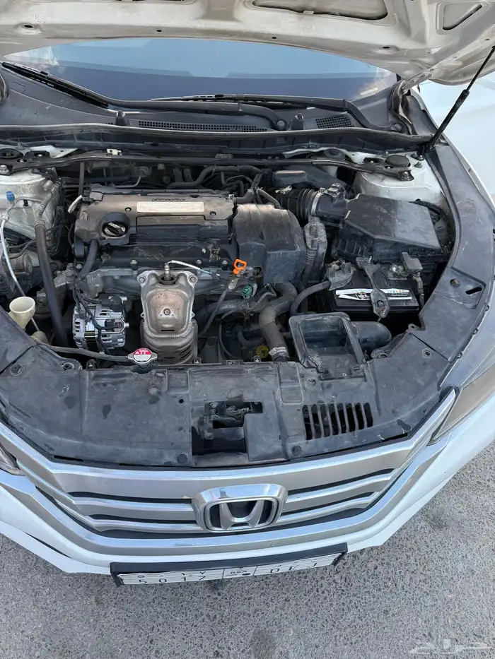 للبيع هوندا اكورد م2015 11