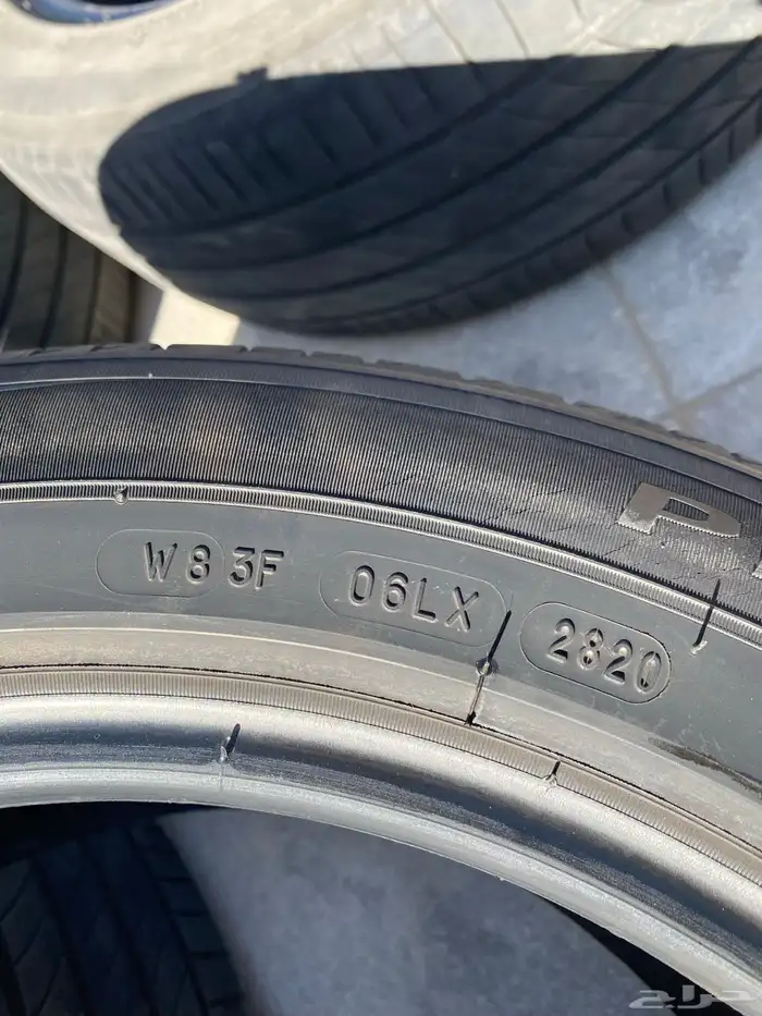 للبيع كفرات كامري من ميشلان طقم كامل 6