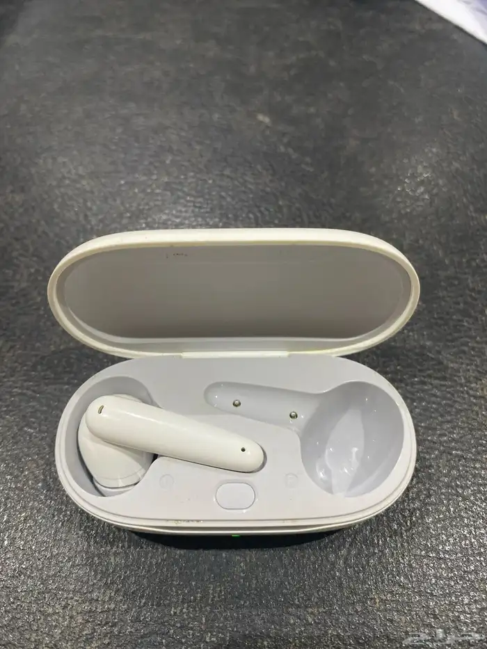 سماعة بلوتوث هواوي للبيع اليمين ضايعة 1