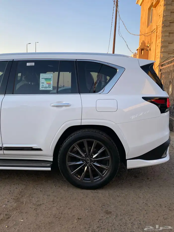 لكزس 2025 F SPORT وارد عبد اللطيف جميل 5