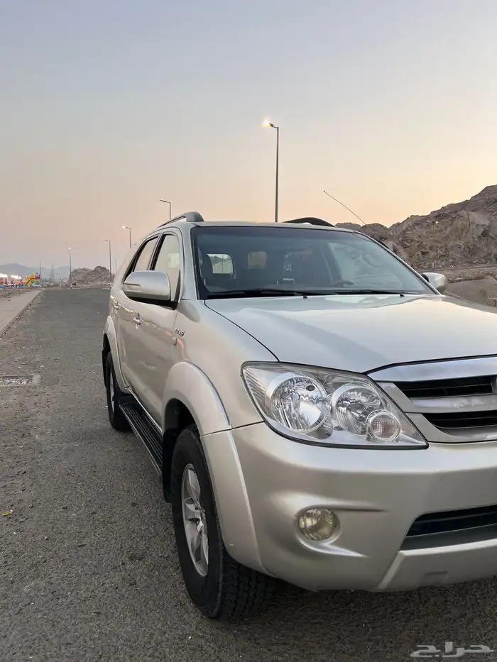 للبيع فورتشنر 2