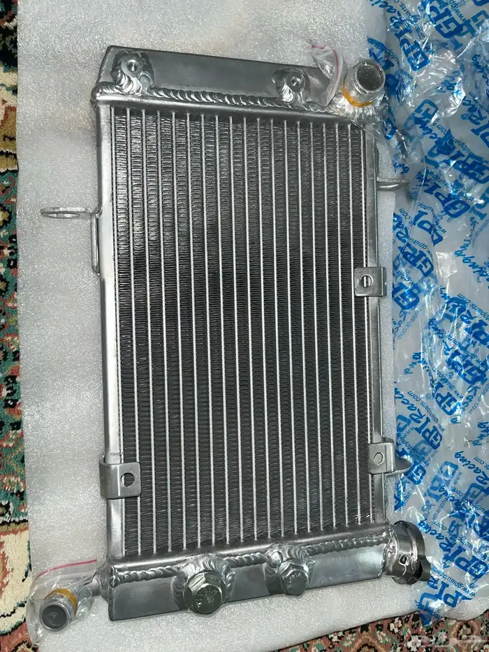 رديتر GPI Racing z400 سزوكي من موديل 2003 -2008 0