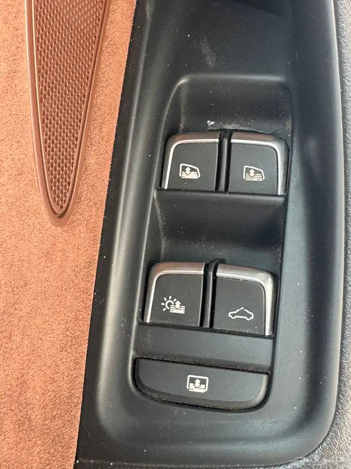 اودي A8 ABT 2012 4.2 8