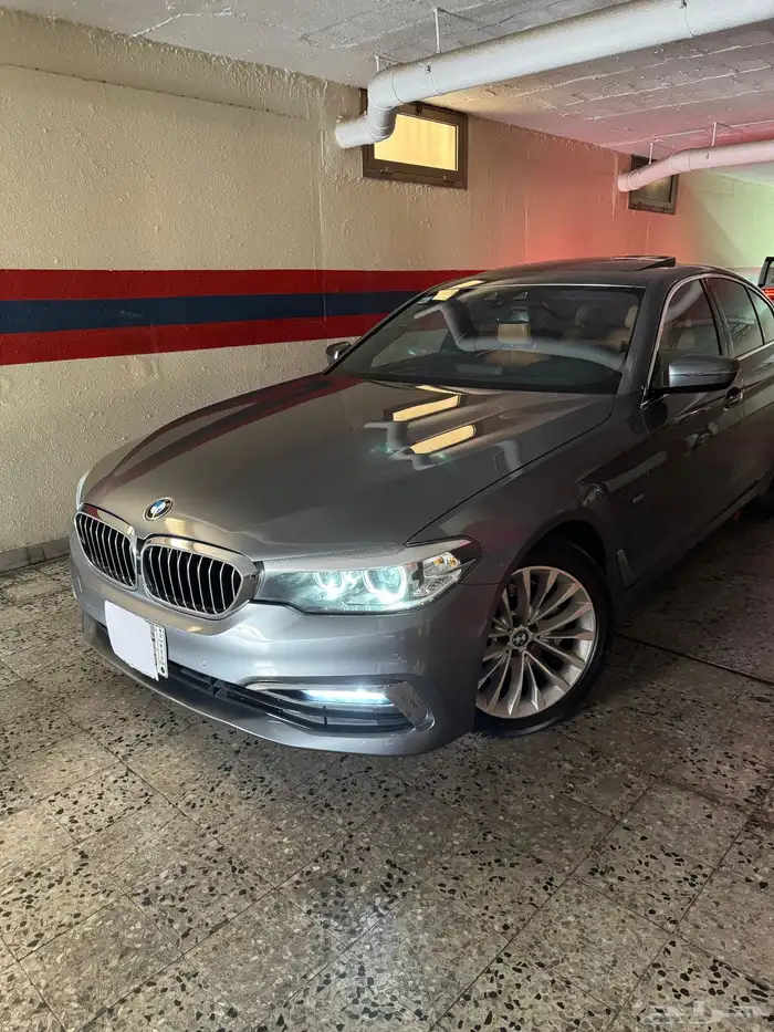 بي ام 530 فل 2017 ماشي 126 الف كيلو قمه في النظافه 26