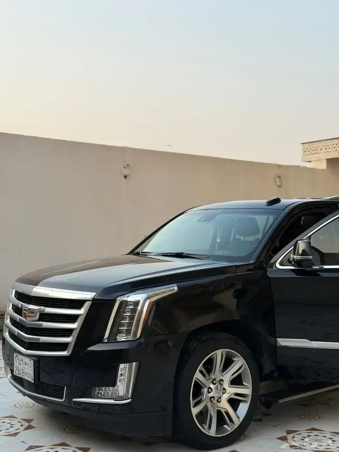 كاديلاك اسكاليد 2018 ملكي 20