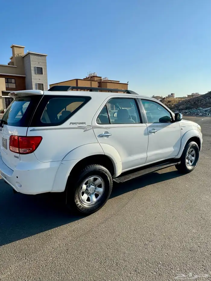 فورتشنر 2008 شبه مخزن نظيف جدا 7