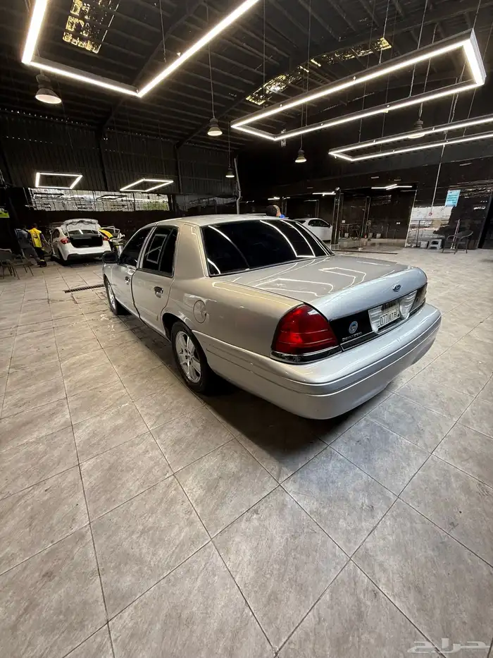 فورد فكتوريا 2011 19