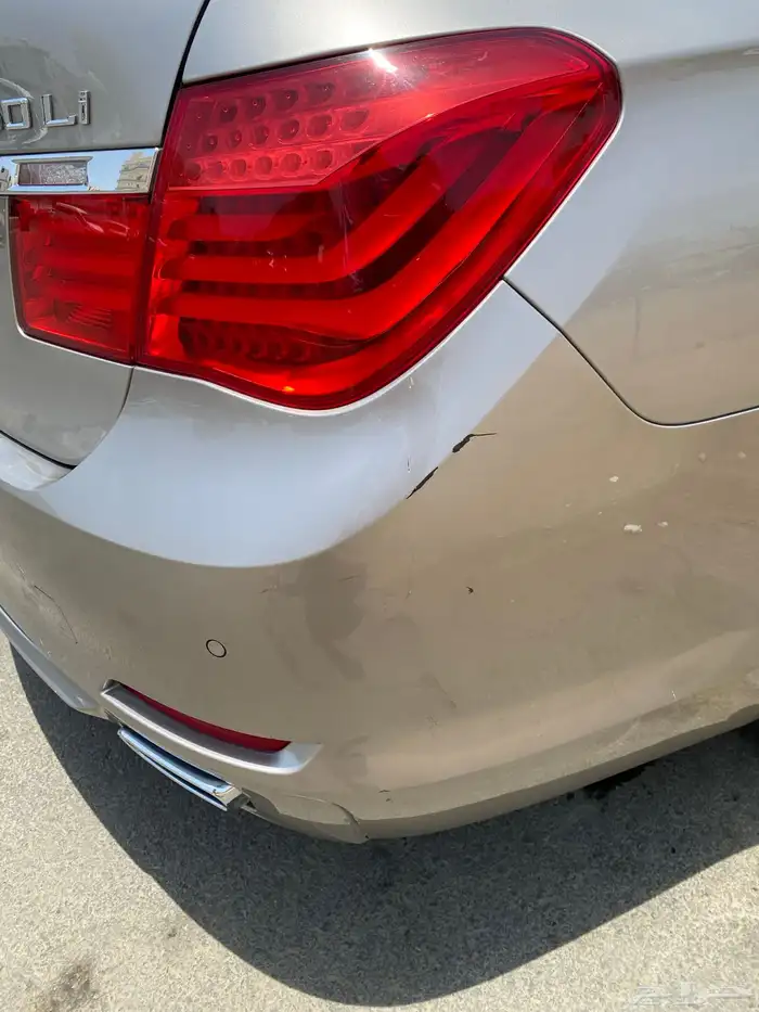 بي ام دبليو 2010 الفئة السابعة 8