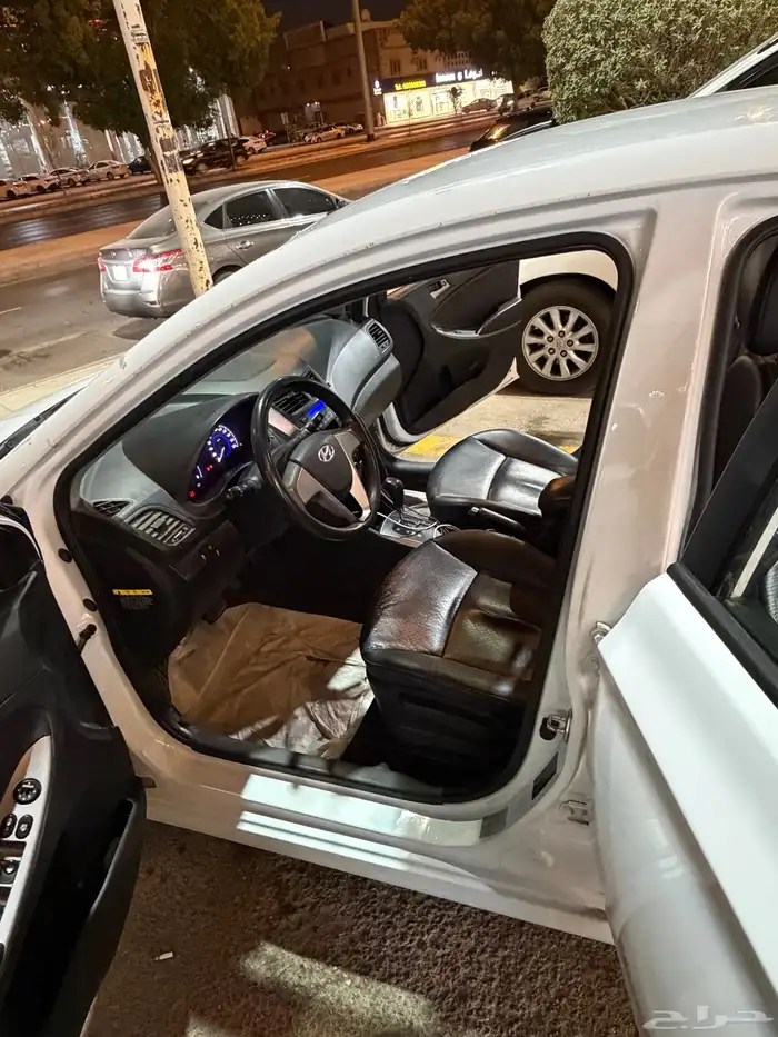 هونداي أكسنت  2018 ديزل للبيع 10