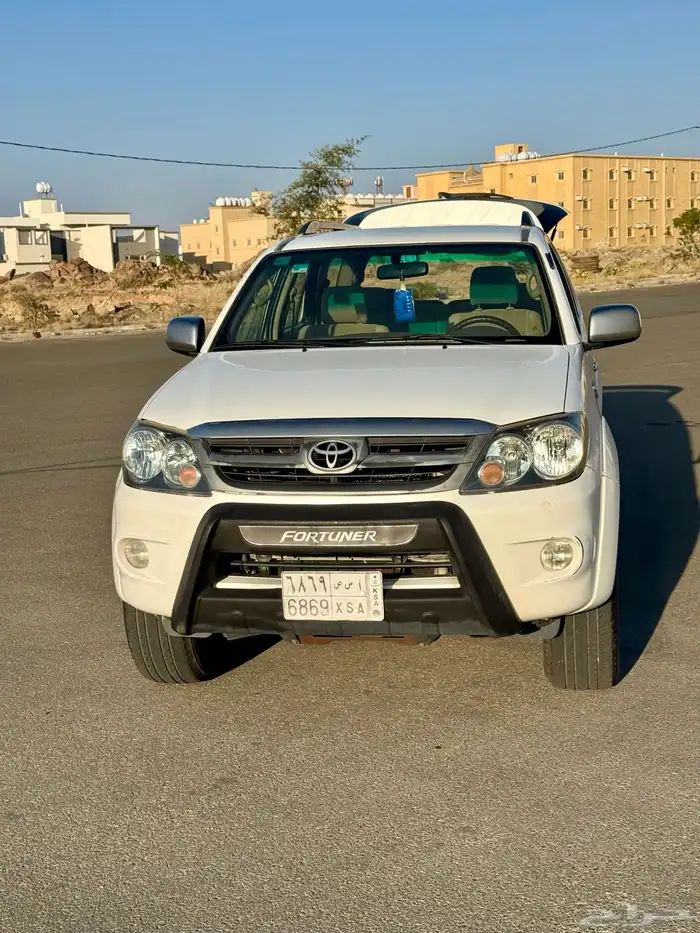 فورتشنر 2008 شبه مخزن نظيف جدا 0