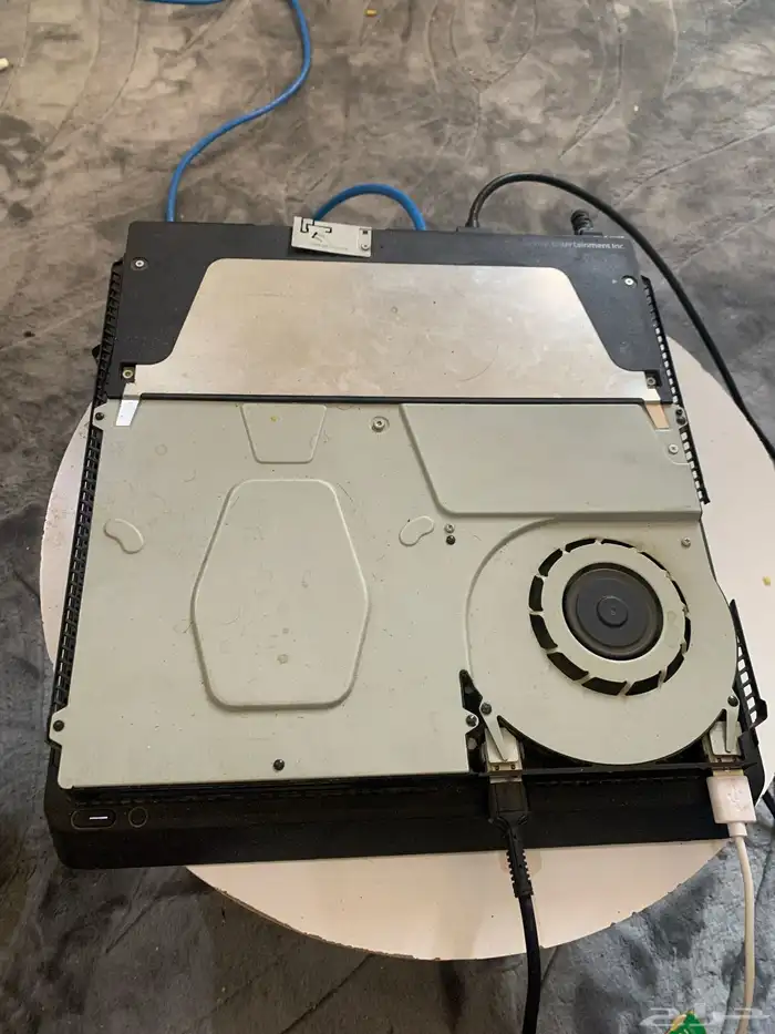 للبيع سوني 4 0