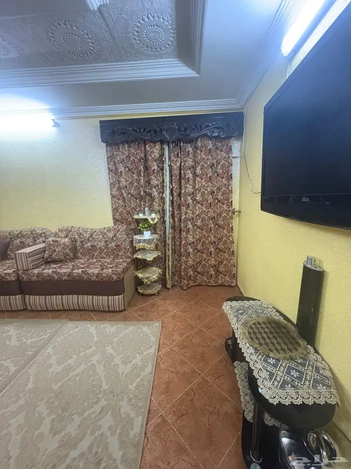 بيت كامل اثاث للبيع كلو نظييف شامل كل شي من الجذر للجذر 5