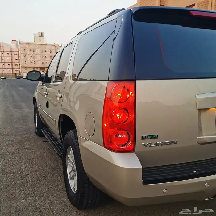 جمس يوكن 2012 مخزن 23