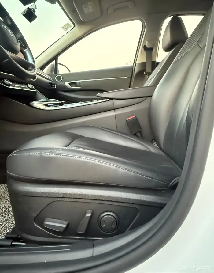 هونداي سوناتا 2021 ( بنزين ) فل كامل بدون بانوراما للبيع 14