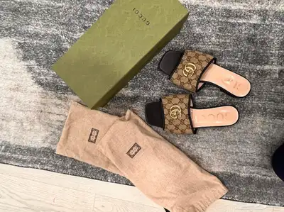 حذاء قوتش الاصلي index