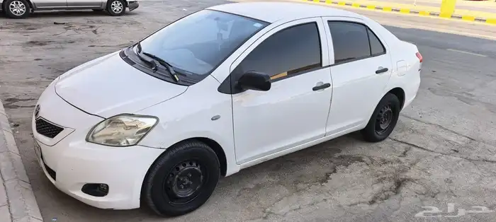 ياريس 2012 البيع 4