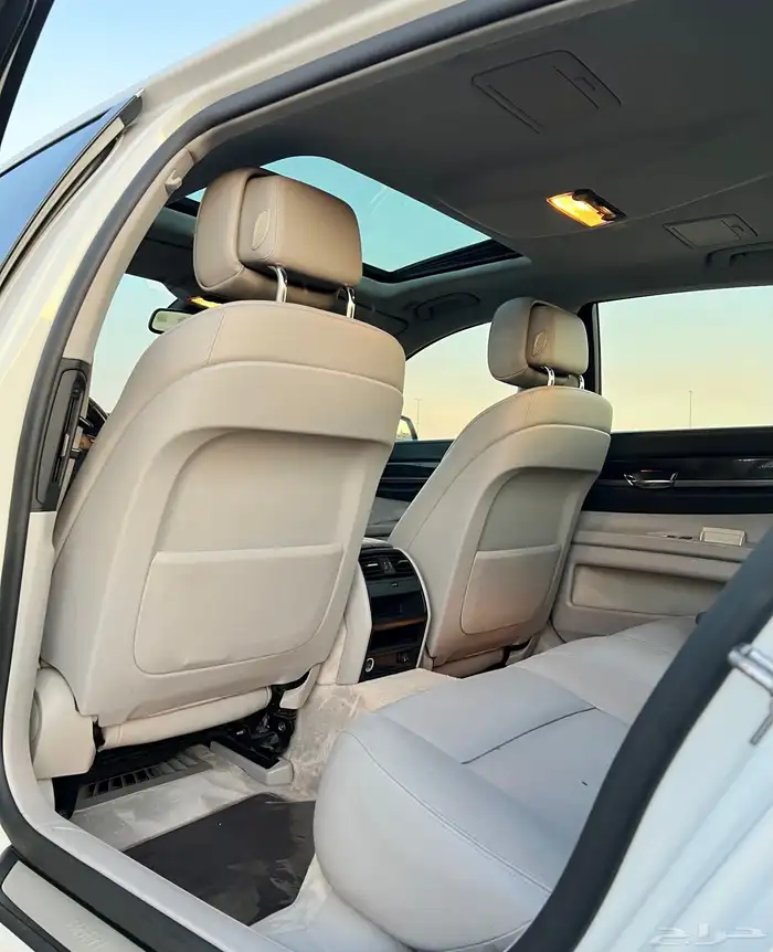 بي ام دبليو 730 نظيف جدا 23