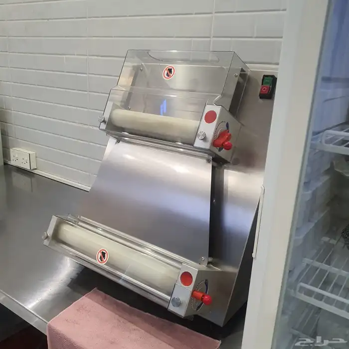 مطعم شاورما بيتزا وفطاير 8