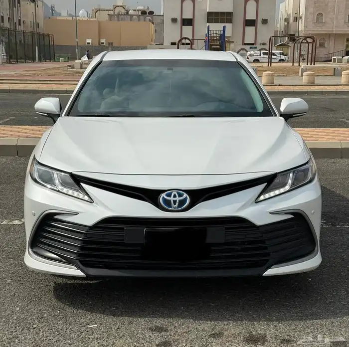 تويوتا كامري 2022 LE هايبرد ممشى قليل 7