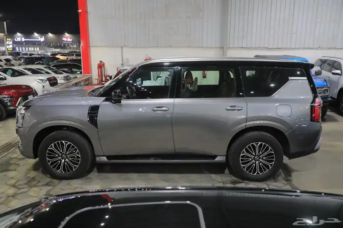 نيسان باترول بلاتنيوم تنفس طبيعي 2025 شبه الجديد 6