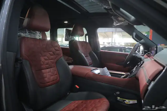 نيسان باترول بلاتنيوم تنفس طبيعي 2025 شبه الجديد 11