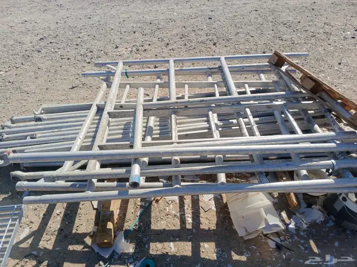 كرفانات للبيع  كونتيرنات  كيابل  سقالات  حديد   لوحة كهرباء 22