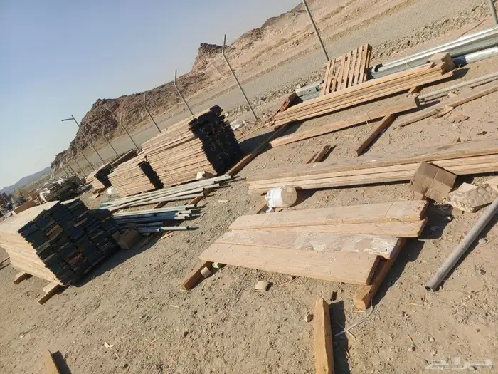 كرفانات للبيع  كونتيرنات  كيابل  سقالات  حديد   لوحة كهرباء 29