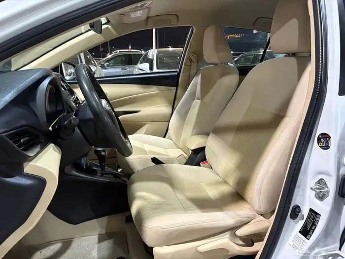 تويوتا يارس 2021 11