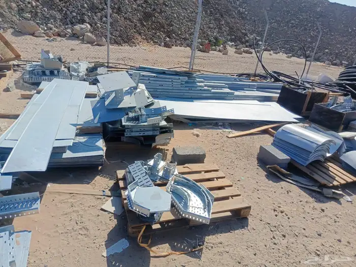 كرفانات للبيع  كونتيرنات  كيابل  سقالات  حديد   لوحة كهرباء 49